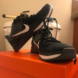 BRAND NEW WMNS NIKE METCON